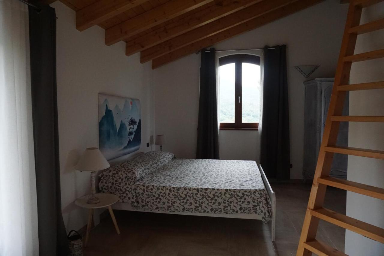 Al Picchio Verde A.p.s. Bed & Breakfast Cunardo